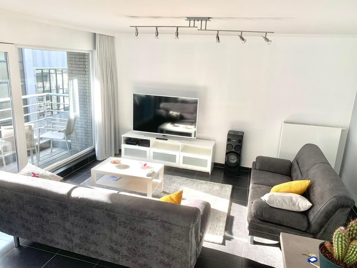 Vakantieappartement Emiel Centrum Oostende Met Garage エクステリア 写真